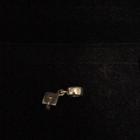 Pandora Graduation Cap 🎓 Dangle Charm - Picture 2 of 3